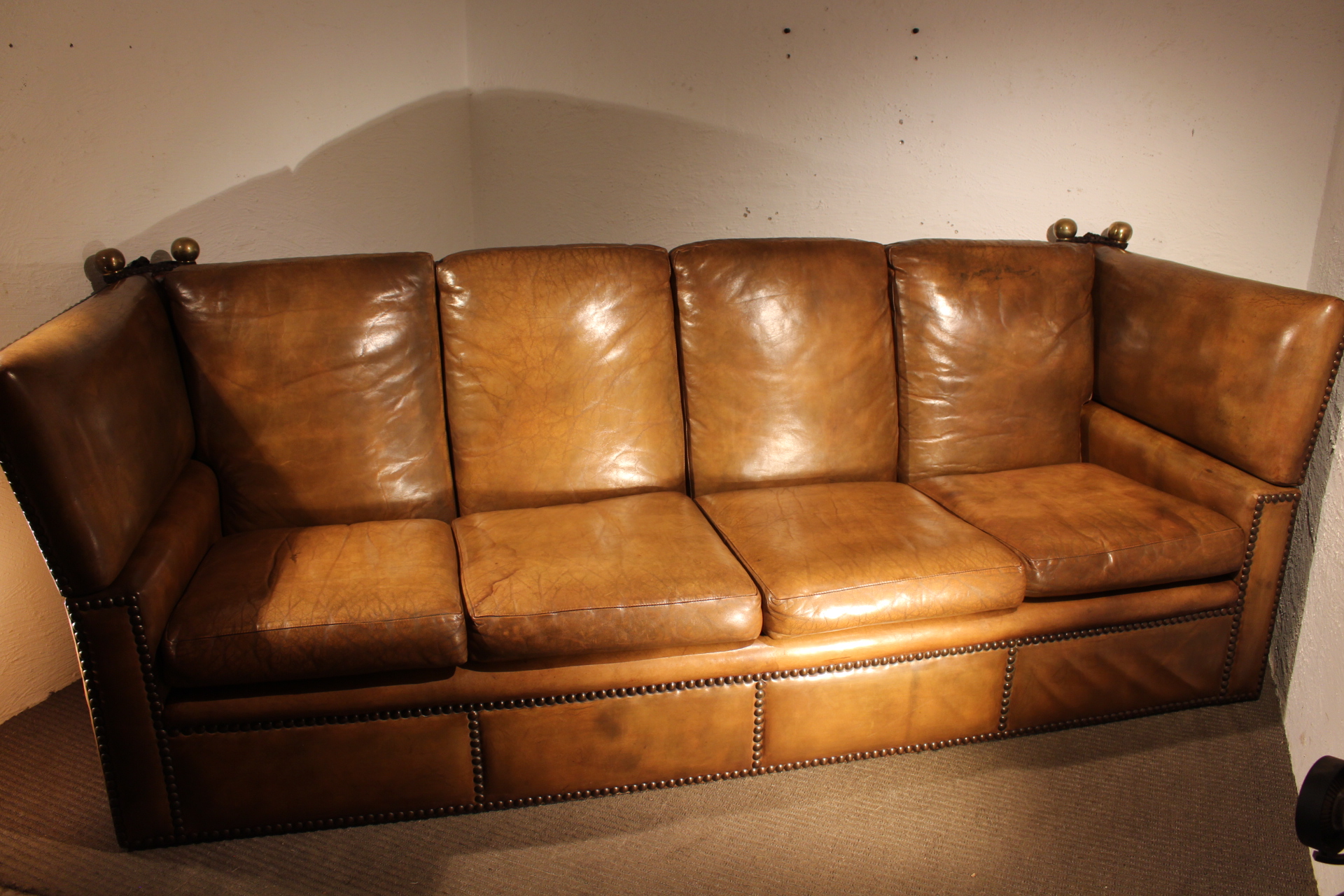 Canapé 4 places à oreilles