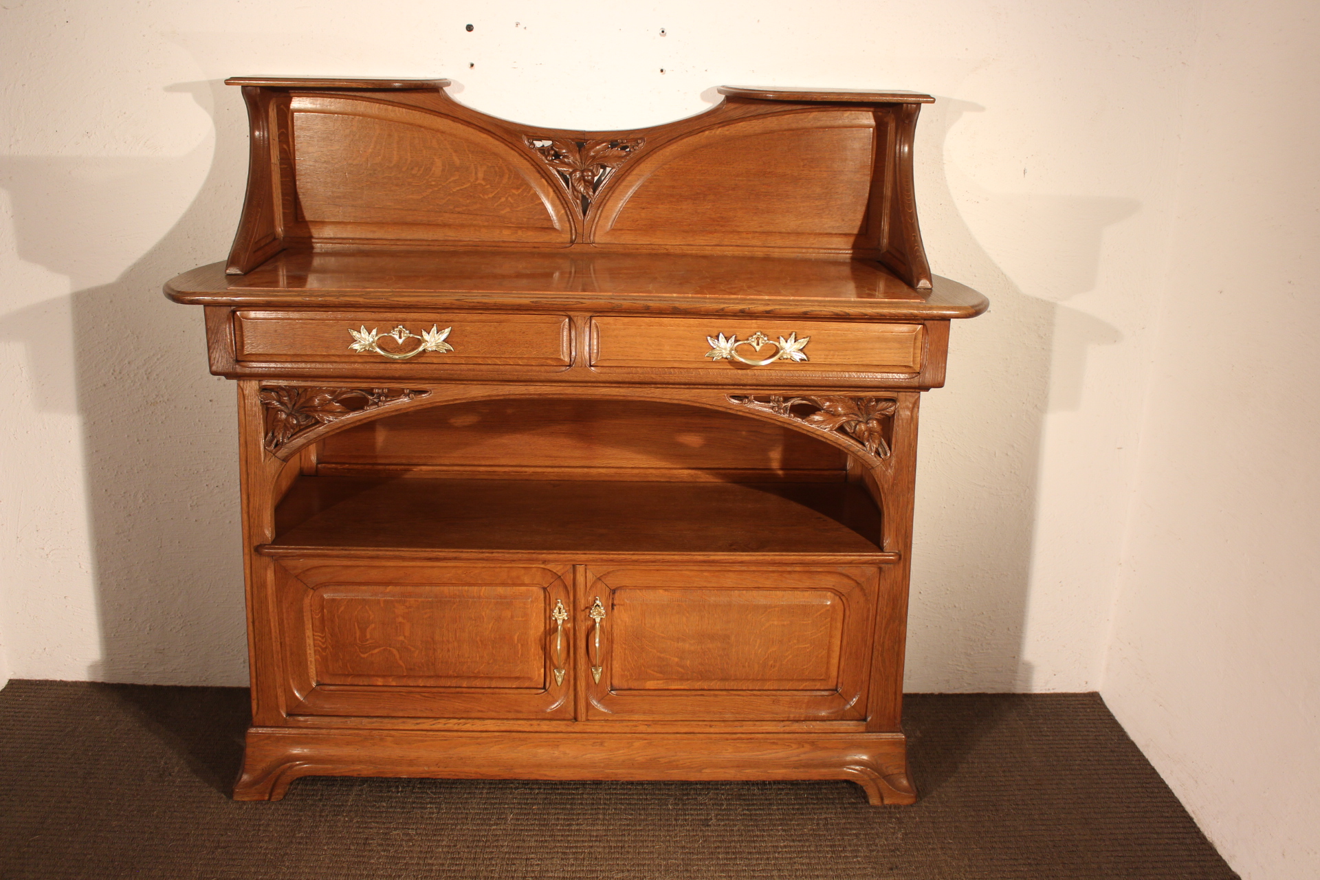 Belle Desserte Art Nouveau